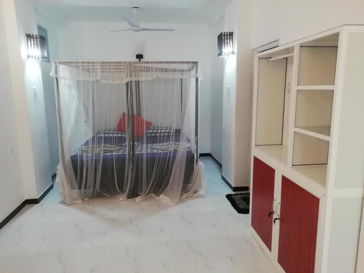 Hotel Universal Beach هيكادوفا المظهر الخارجي الصورة